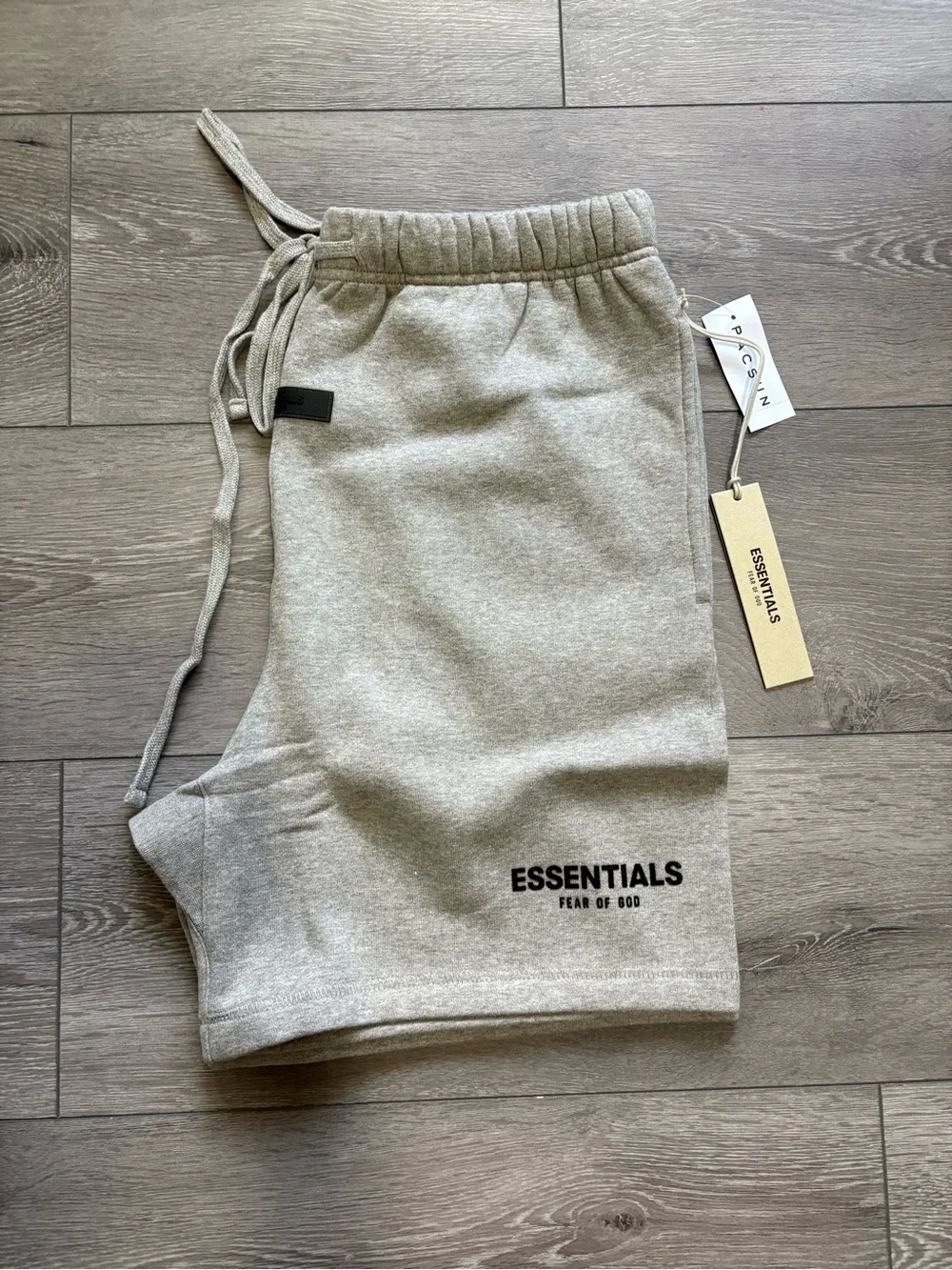 Fear of God Essentials Sweatshort 'Dark Oatmeal' Size Medium